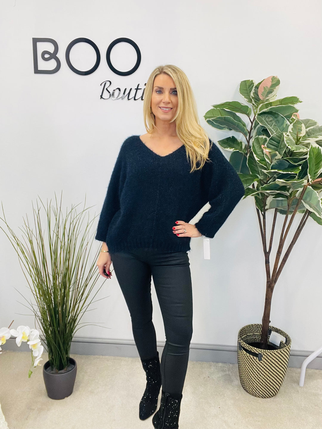 LADIES FLUFFY KNIT V NECK JUMPER - BROWN, BERRY, BLACK & NAVY