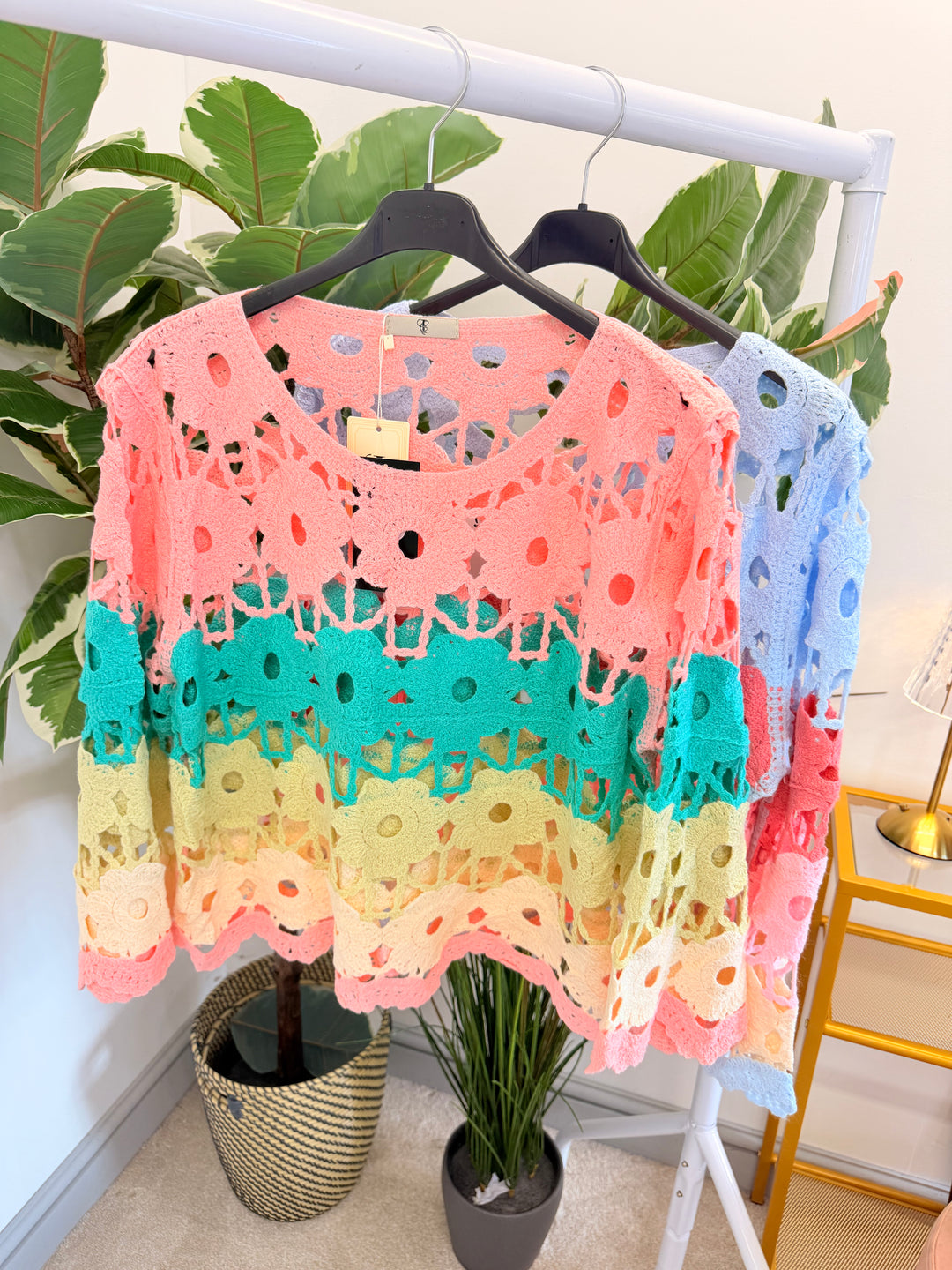 The HILDA top - 2 colours