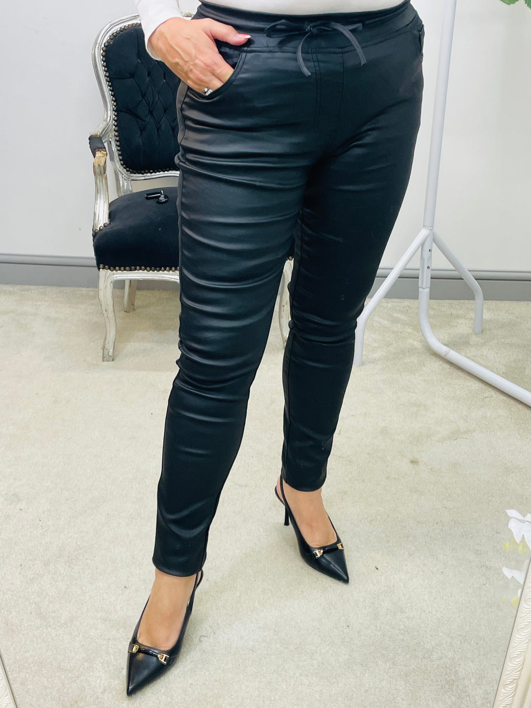 LADIES BLACK WAXY SHINY JOGGY JEANS