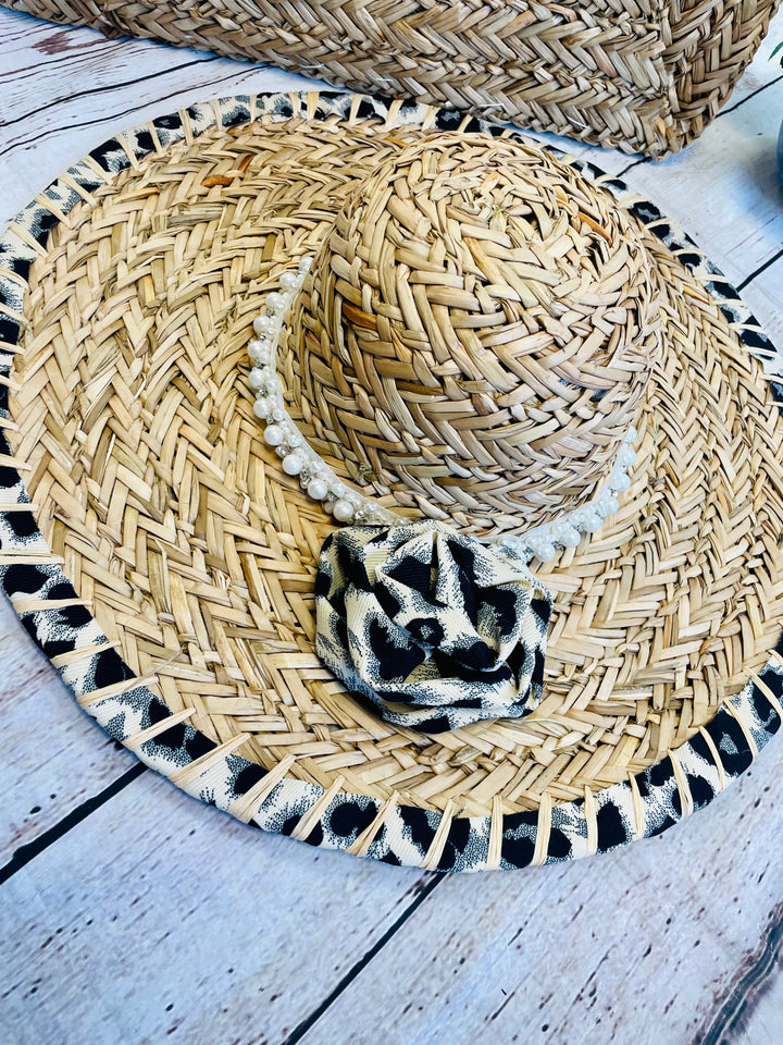 The PAROS luxury bag and hat set