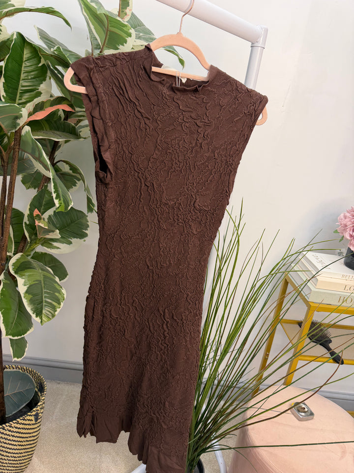 The VITA stretch fitted midi dress - black and brown
