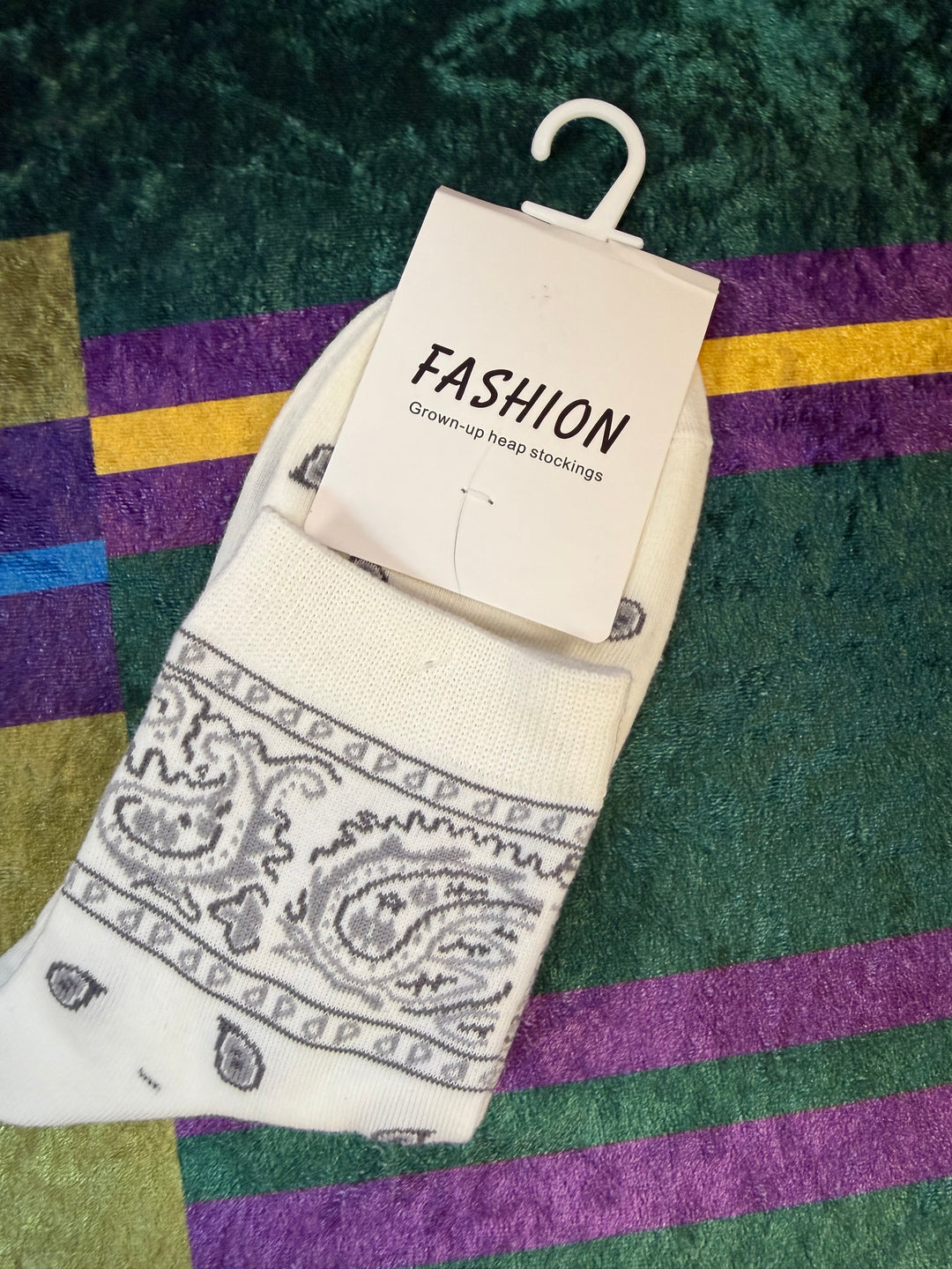 The PAISLEY socks - 5 colours