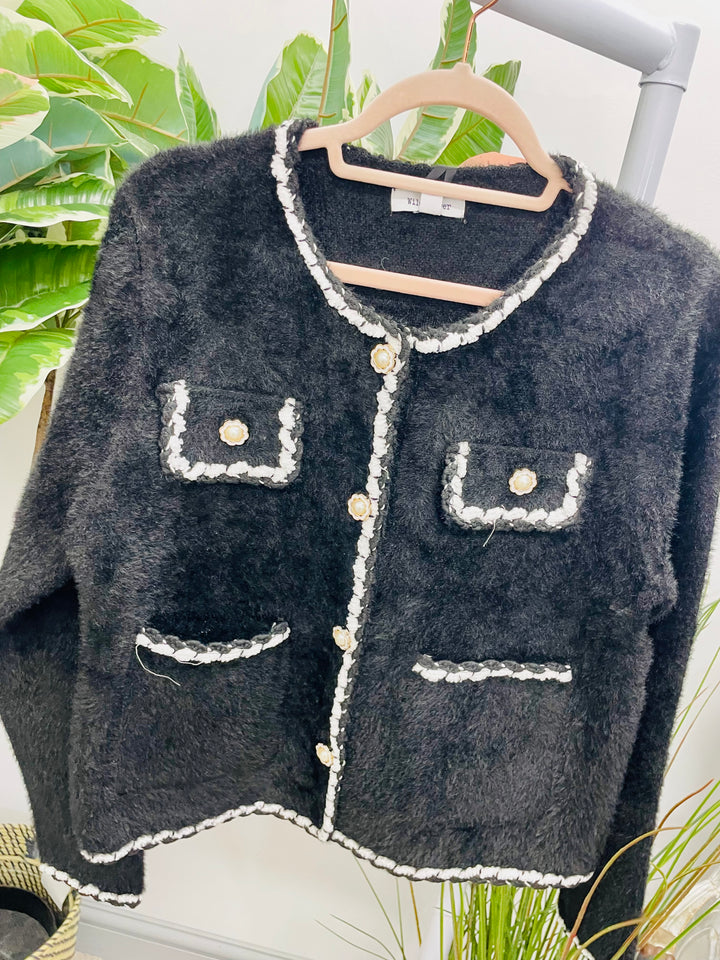 LADIES INSPIRED KNIT BOLERO CARDIGAN - BLACK AND WHITE