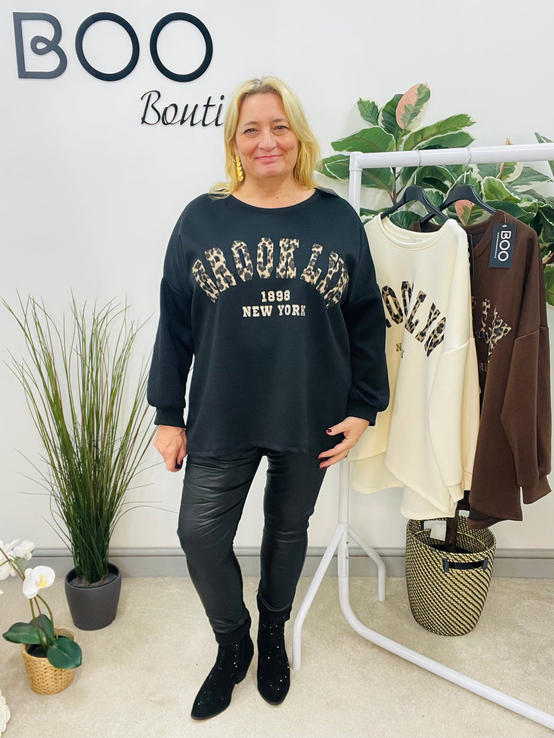 LADIES SCUBA LEOPARD SWEATSHIRT TOP - BLACK, BROWN & BEIGE