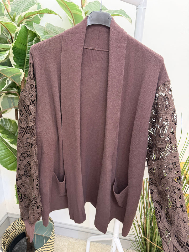 The BETTY cardigan - 6 colours