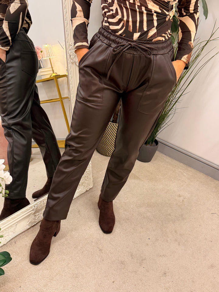 Womens fashion faux leather joggy style trousers - black & brown