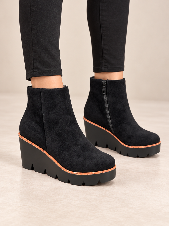 Black Faux Suede Wedge Heel Platform Ankle Boots ( 5067 )