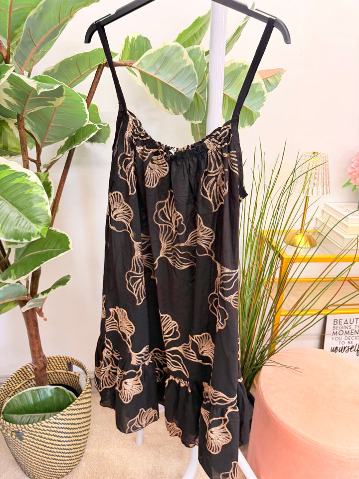 The CILLA dress - 4 colours