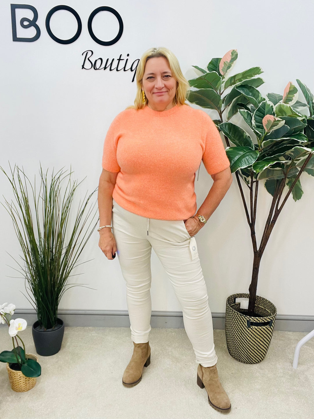 LADIES SOFT KNIT SHORT SLEEVE JUMPER PEACH