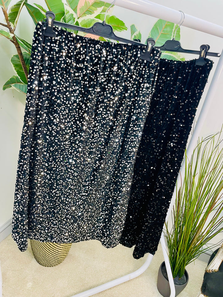 LADIES SEQUIN MAXI SKIRT - BLACK & SILVER