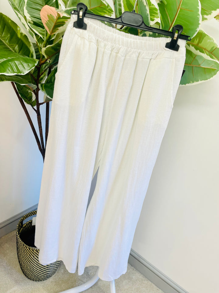 The ABIGAIL wide leg trousers - 4 colours