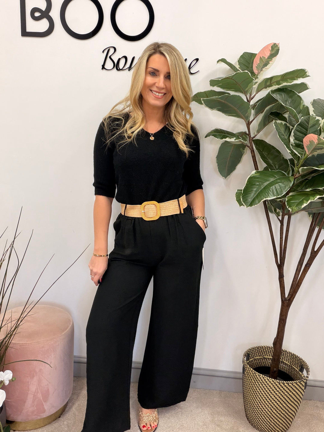 Ladies Fashion Soft Knit Short Sleeve Jumper Top black