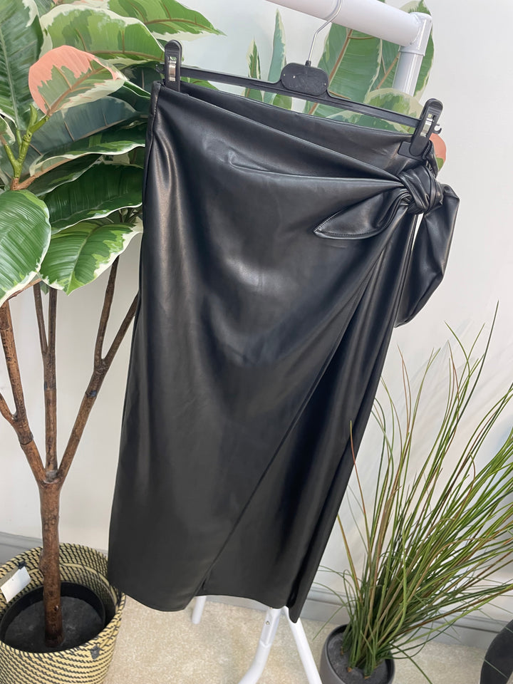 LADIES FAUX LEATHER PLEATHER VEGAN SKIRT - BLACK, BROWN & TAUPE