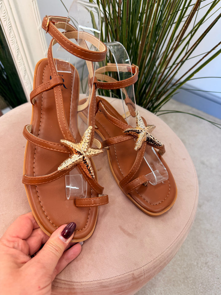 Ladies Flat Gladiator Sandals - beige and tan