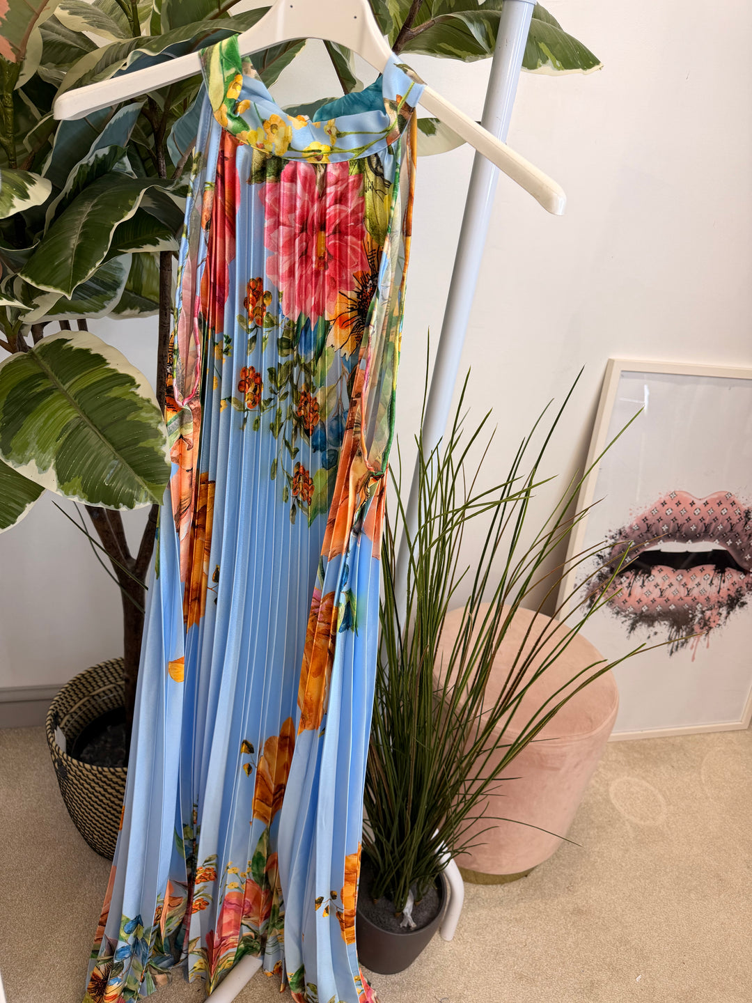 Ladies Satin Pleated Flower Print Summer Maxi Dress - Black, Cream & Blue