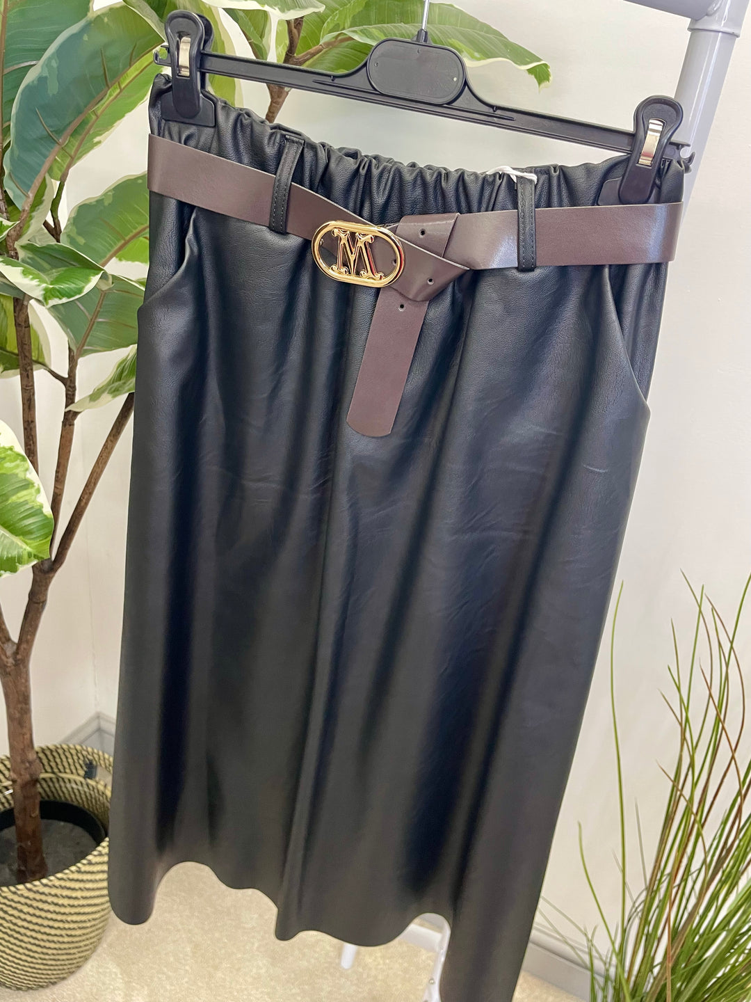 LADIES FAUX LEATHER MIDI SKIRT - CHOCOLATE BROWN & BLACK