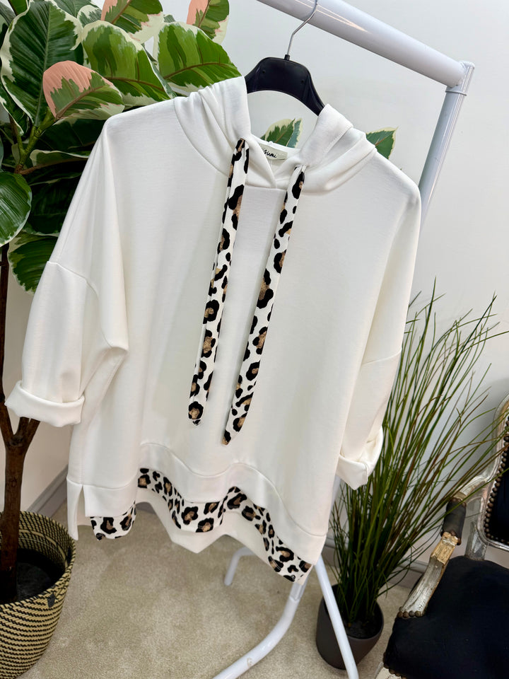 LADIES WHITE LEOPARD EDGE SCUBA OVERSIZE TOP