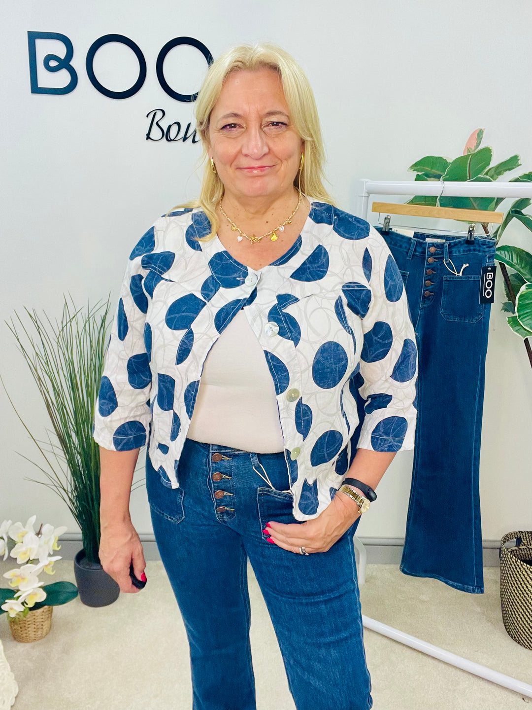 LADIES WHITE & NAVY LINEN CROPPED JACKET TOP