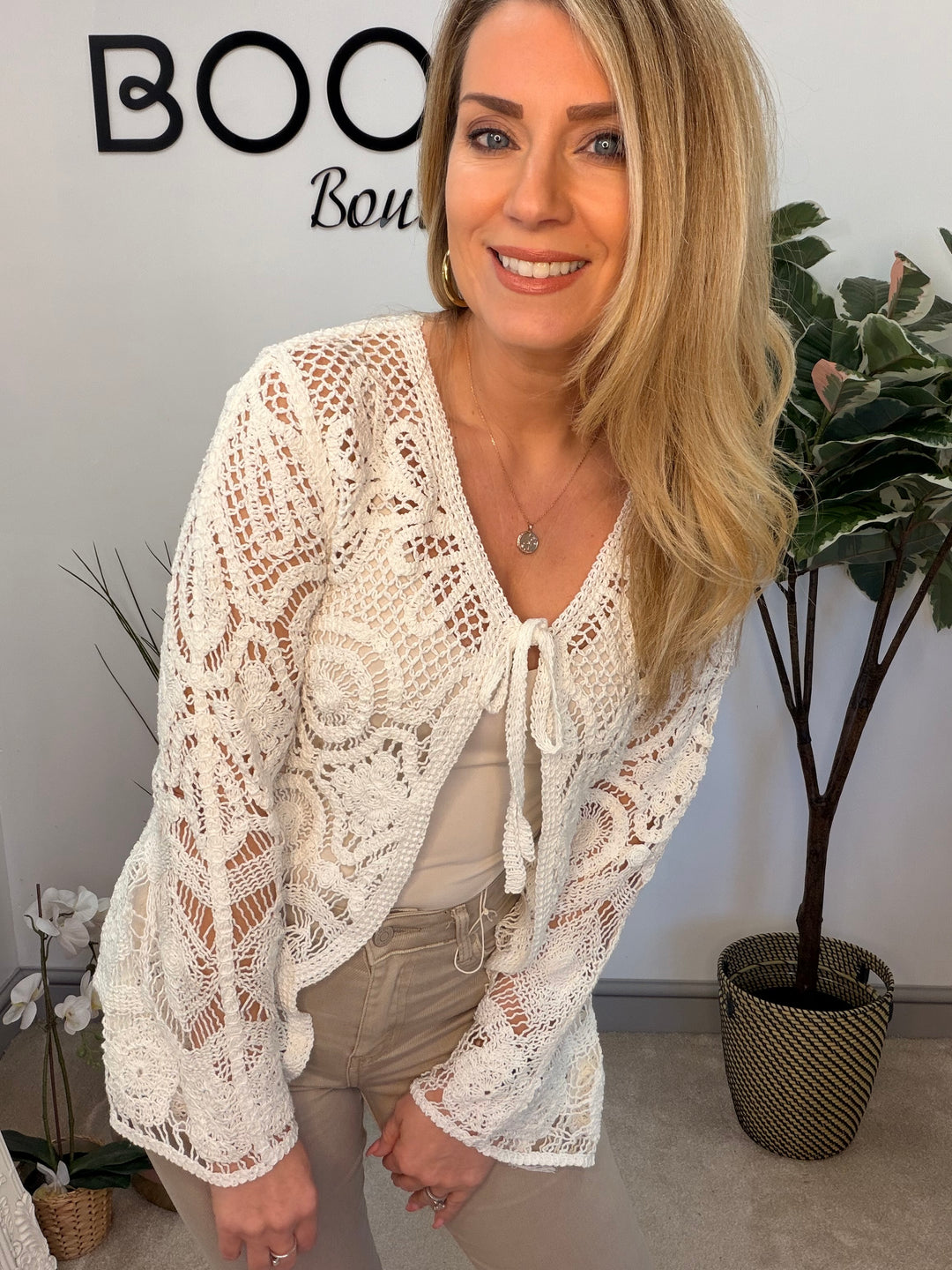 Ladies Fashion Boho Crochet Shrug Cardigan - beige and white