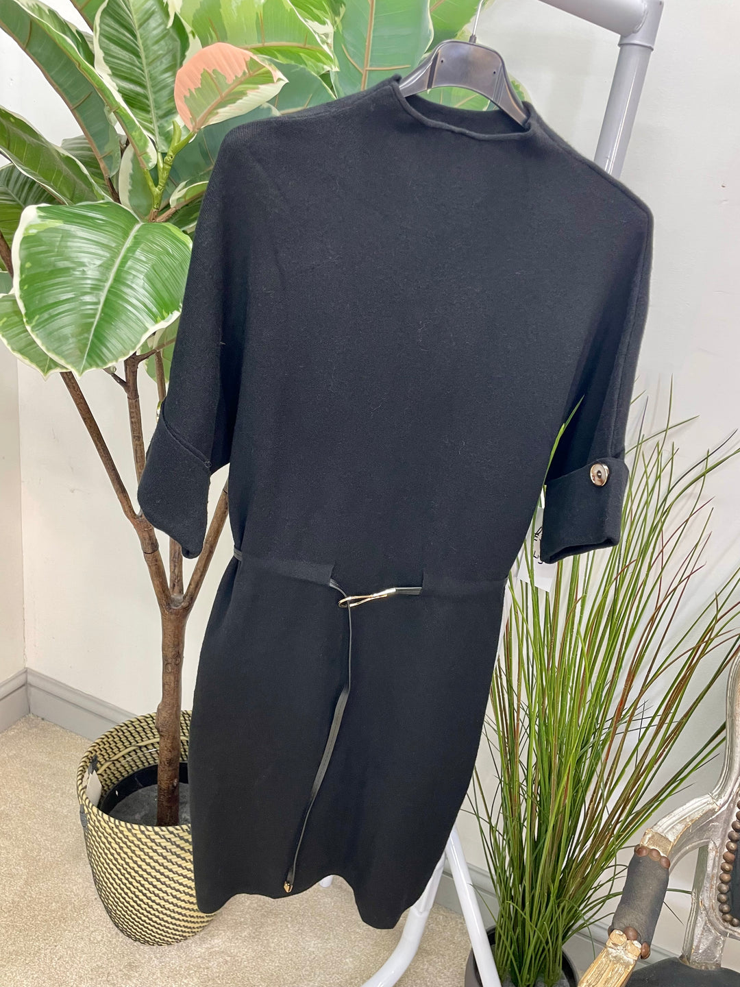 The LIZ black knitted dress