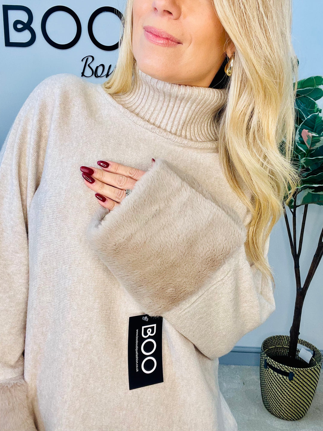 LADIES KNITTED FAUX FUR CUFF JUMPER - BURGUNDY, GREY, BLACK, BROWN, BEIGE, CAMEL
