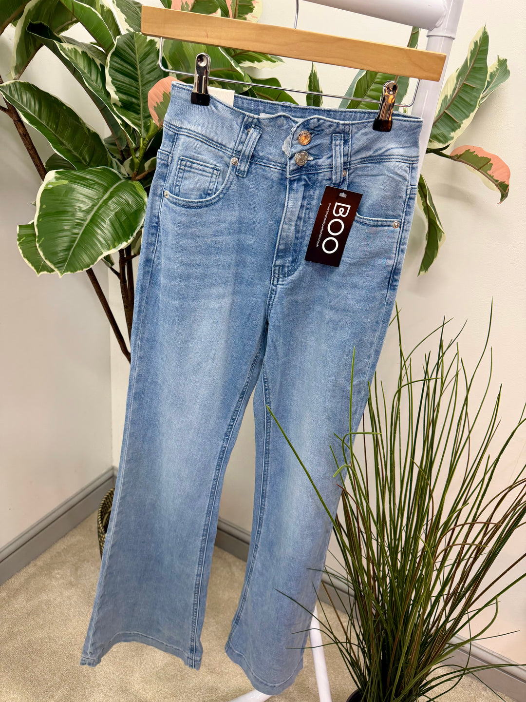 Ladies Fashion Light Blue Denim High Waist Flared Jeans