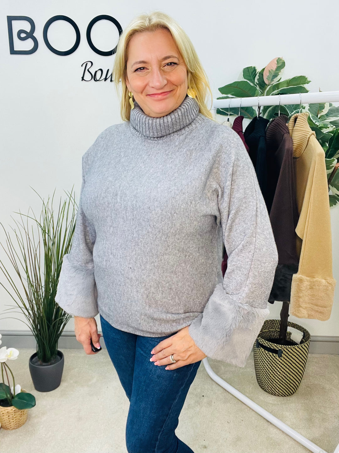 LADIES KNITTED FAUX FUR CUFF JUMPER - BURGUNDY, GREY, BLACK, BROWN, BEIGE, CAMEL
