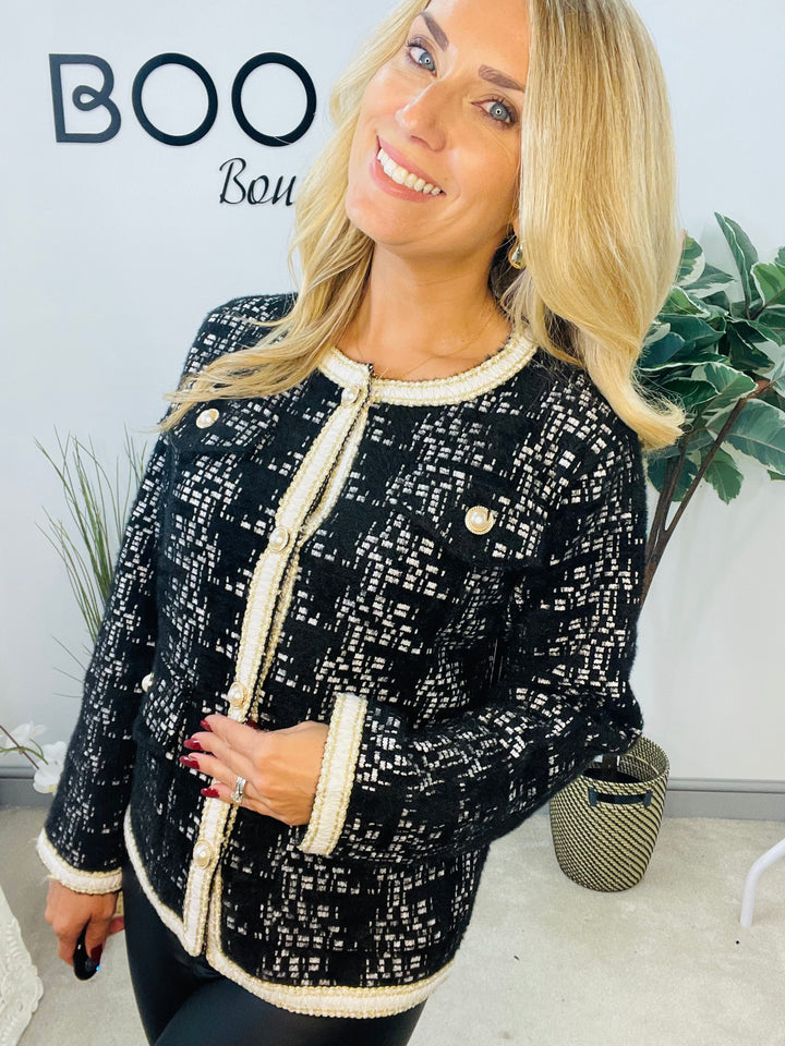 LADIES INSPIRED FLUFFY KNIT BOLERO CARDIGAN JACKET - WHITE & BLACK