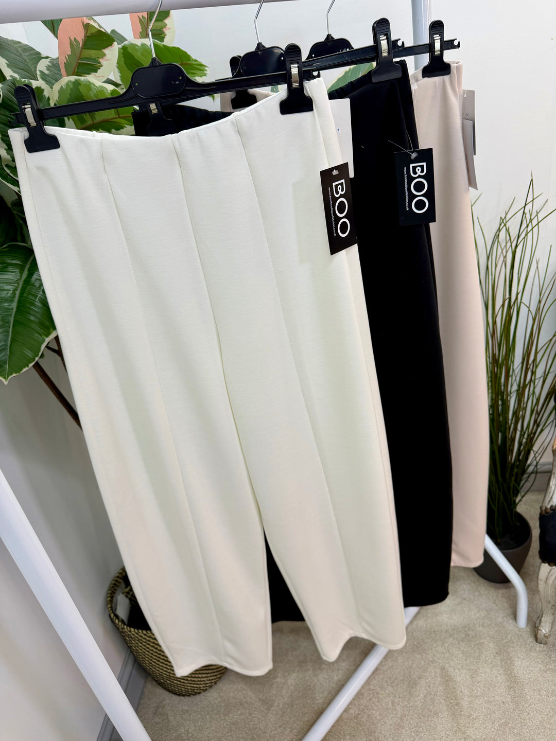 LADIES PLUS SIZE STRAIGHT LEG SCUBA TROUSERS - BLACK, BEIGE & WHITE