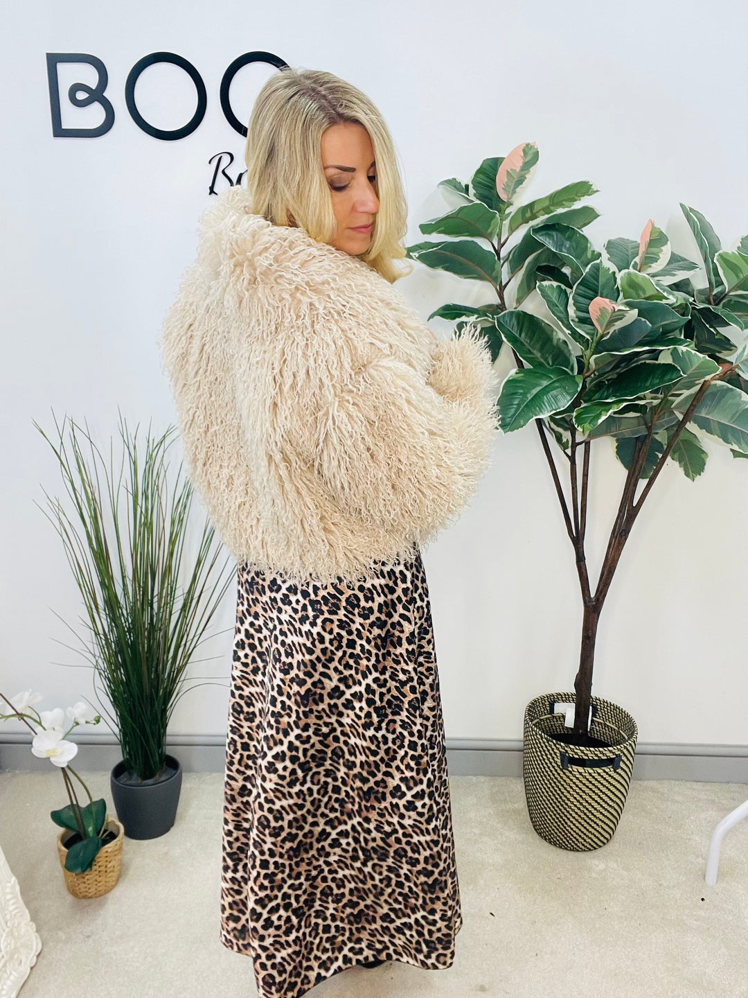 LADIES SHAGGY FLUFFY BOLERO JACKET - BEIGE, GREY & BROWN