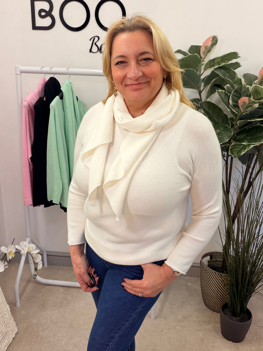 LADIES KNITTED JUMPER & SCARF SET - PINK, BLACK, WHITE & MINT