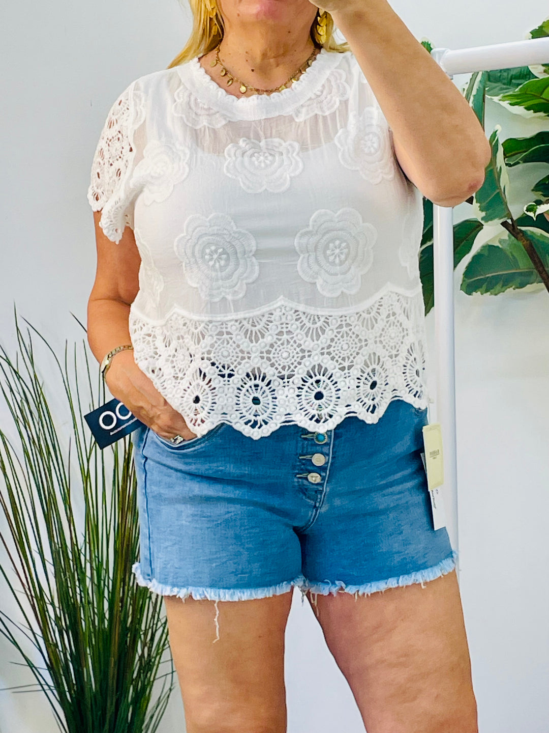 LADIES BLUE DENIM BUTTON FLY SHORTS