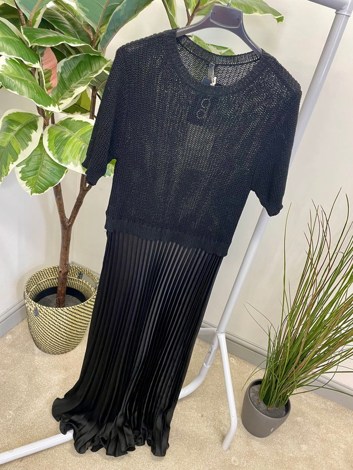 LADIES BLACK JUMPER TOP, SATIN PLEATED SKIRT DRESS