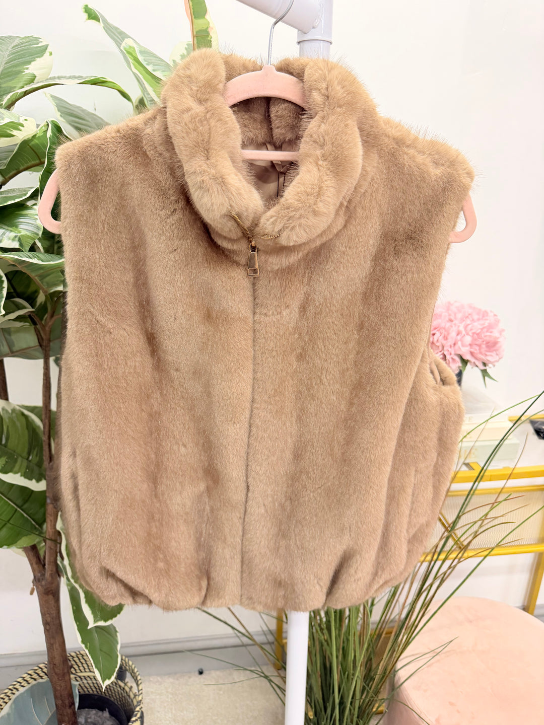 The XENA faux fur gilet - 4 colours