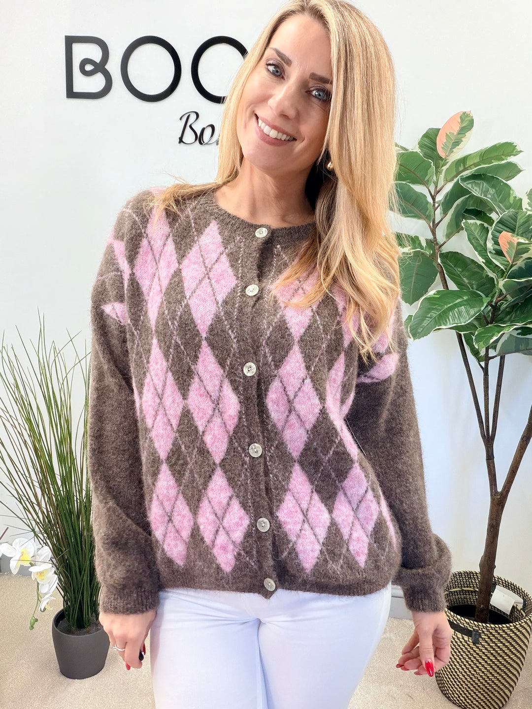 LADIES FASHION ARGYLE KNIT CARDIGAN - MOCHA, PINK, BLUE, BERRY