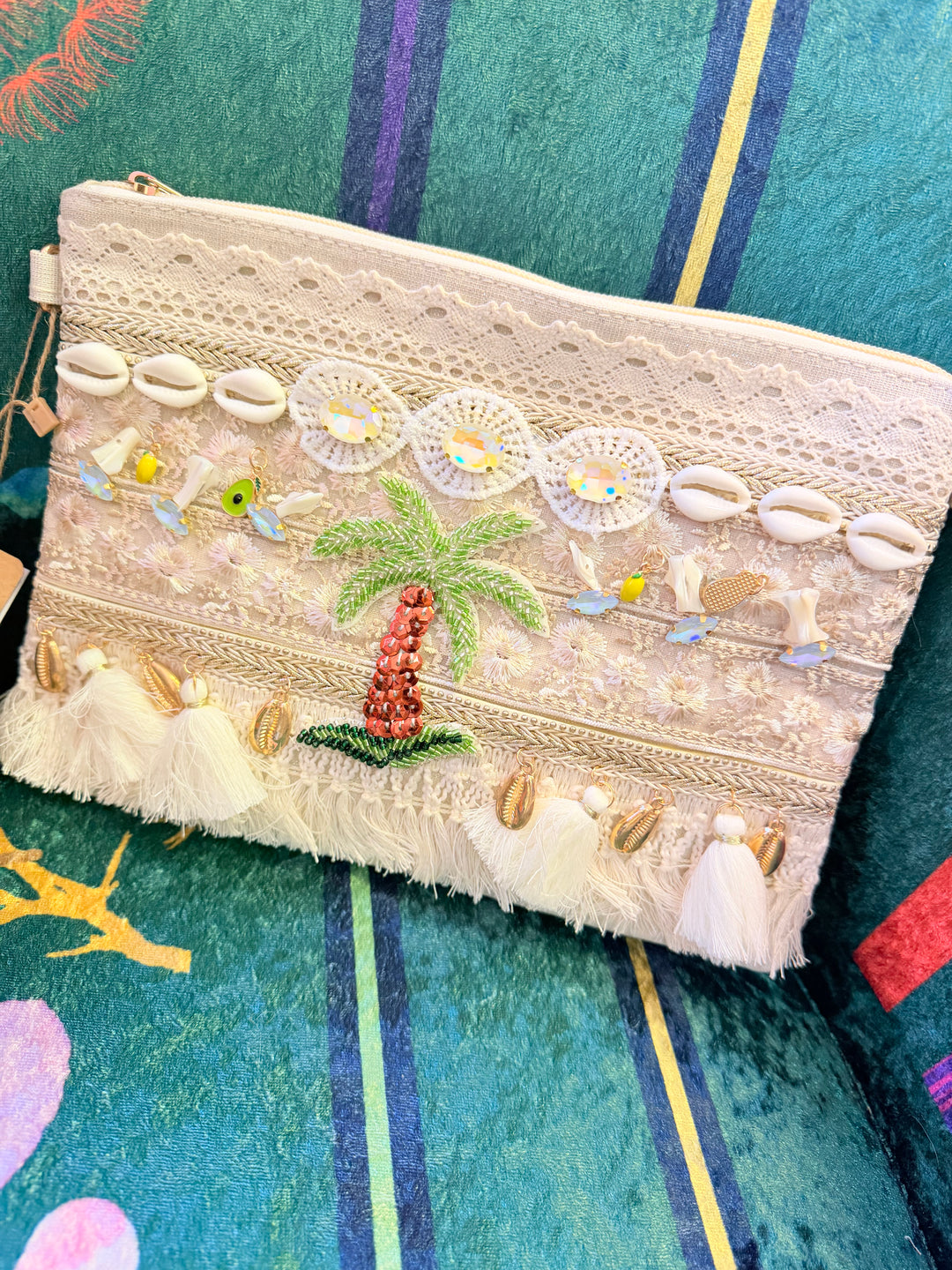 The JANE sparkly beach clutch bag - 14 styles
