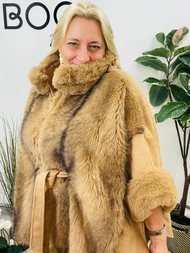The MITZY faux fur cape - 3 colours!