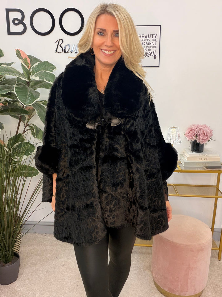 The EMILY luxe faux fur cape - 5 colours