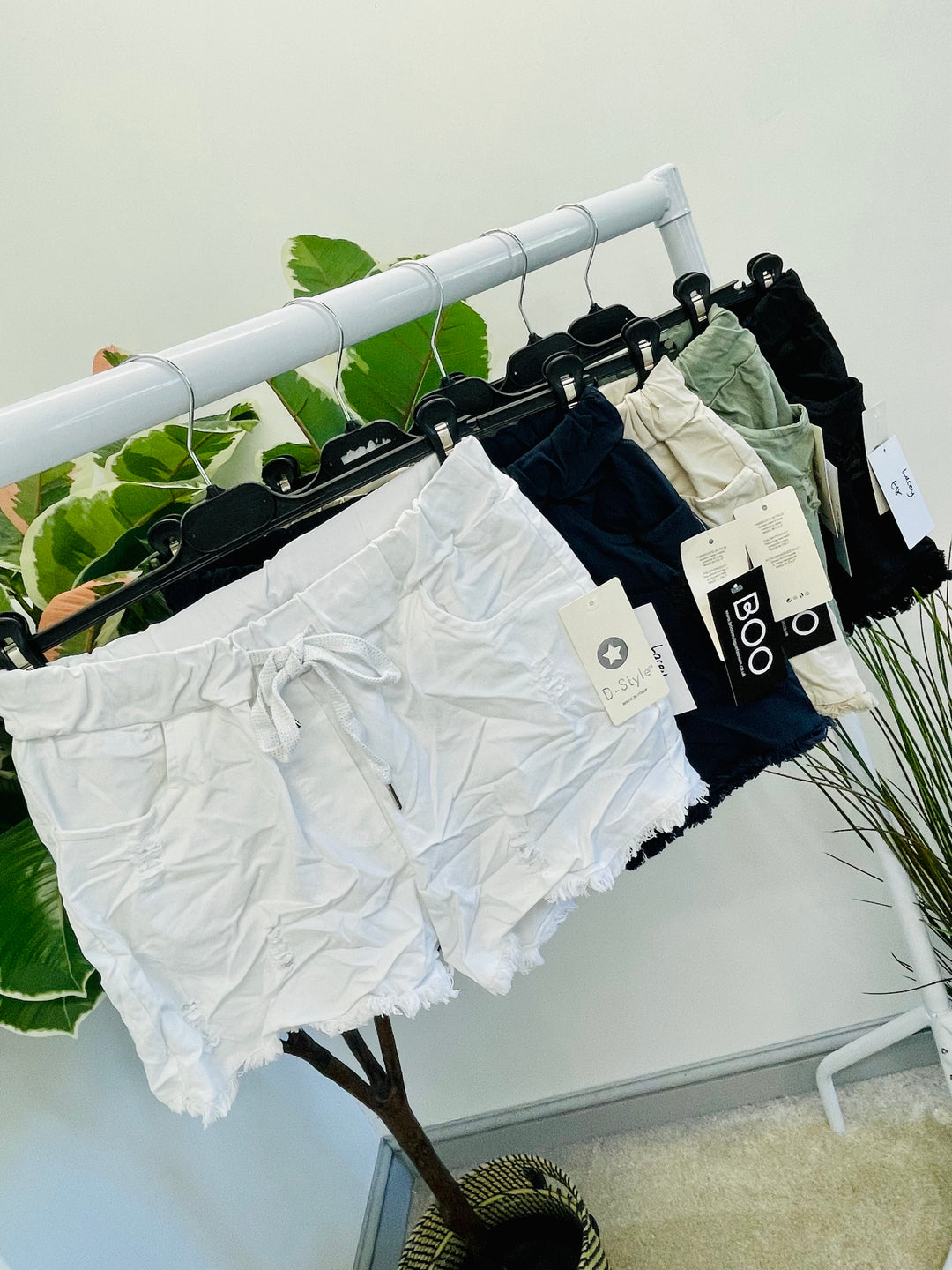 LADIES STRETCH MAGIC SUMMER SHORTS - BLACK, WHITE, KHAKI, NAVY & BEIGE