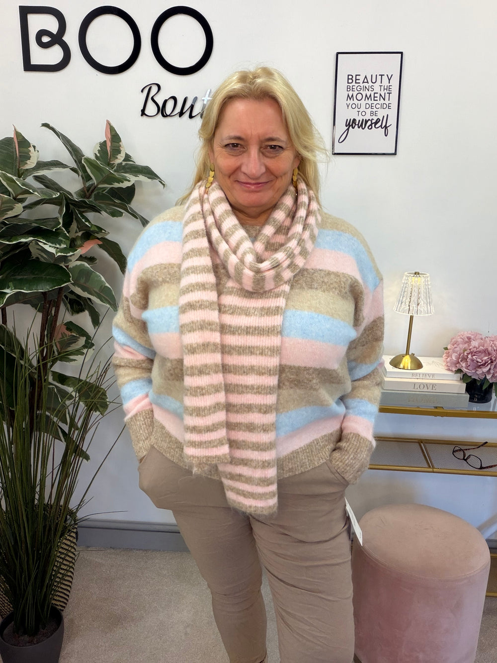 Women’s soft pink blue beige stripe jumper and scarf set 