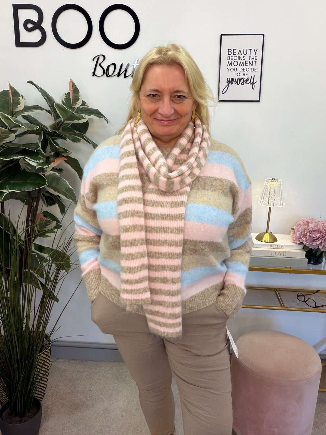 Women’s soft pink blue beige stripe jumper and scarf set 