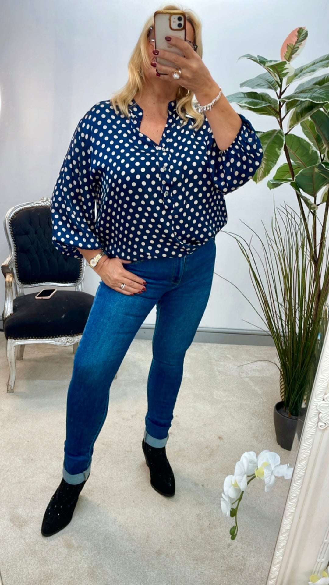 The FRANKIE jeans