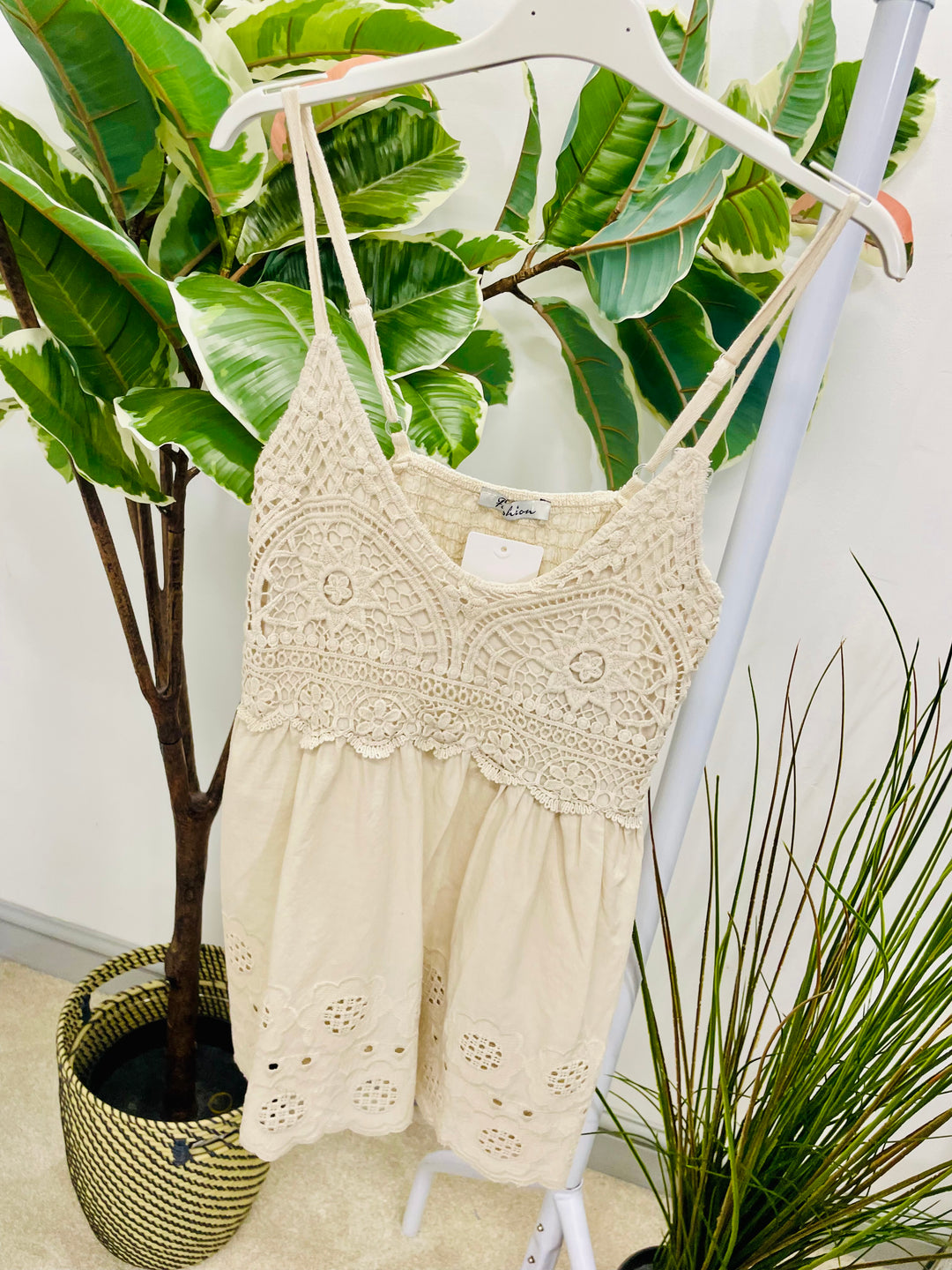 LADIES BOHO CROCHET CAMI SUMMER TOP - WHITE & BEIGE
