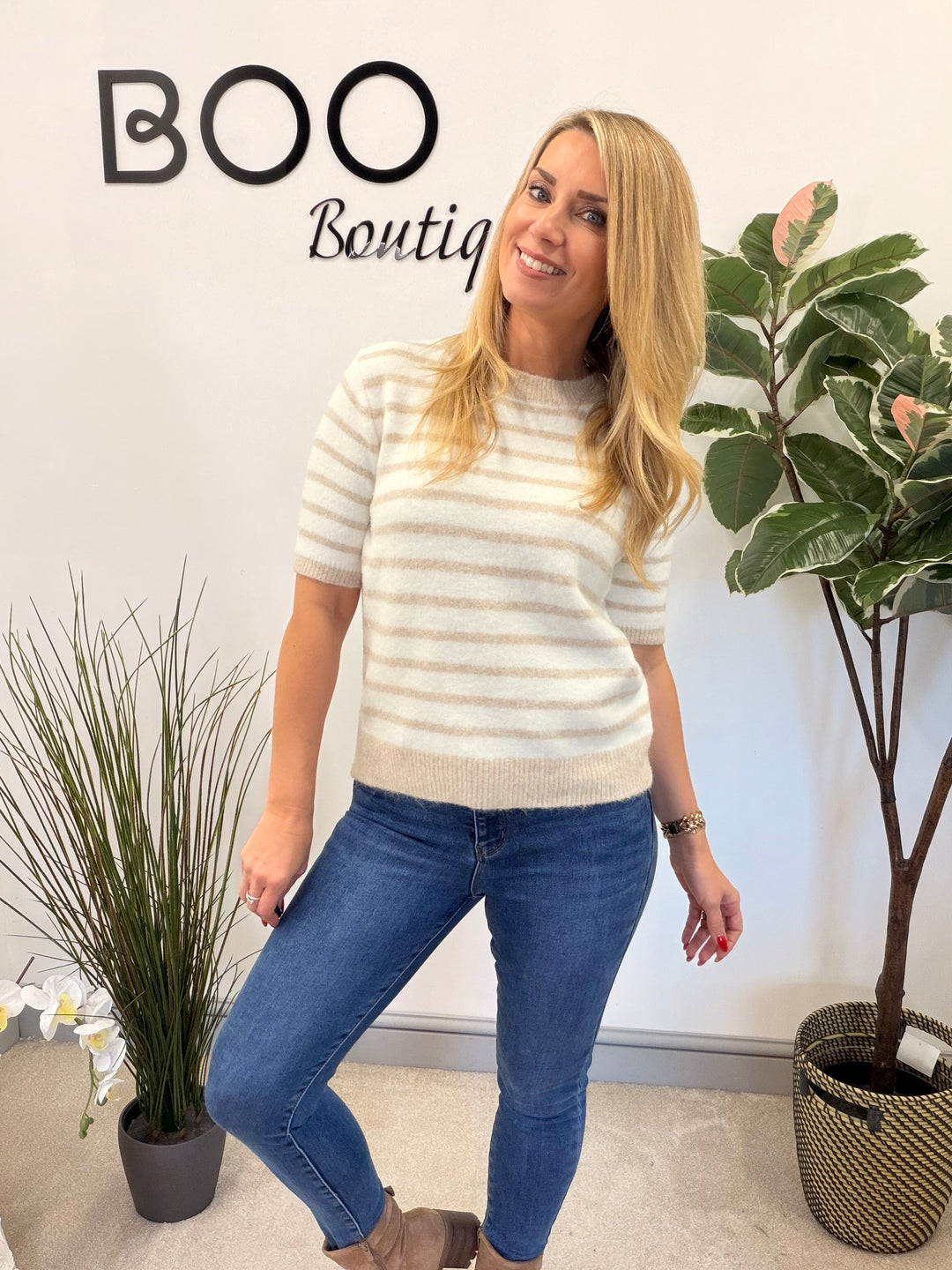 LADIES CREAM STRIPED SHORT SLEEVE JUMPER - PINK, BLUE & BEIGE