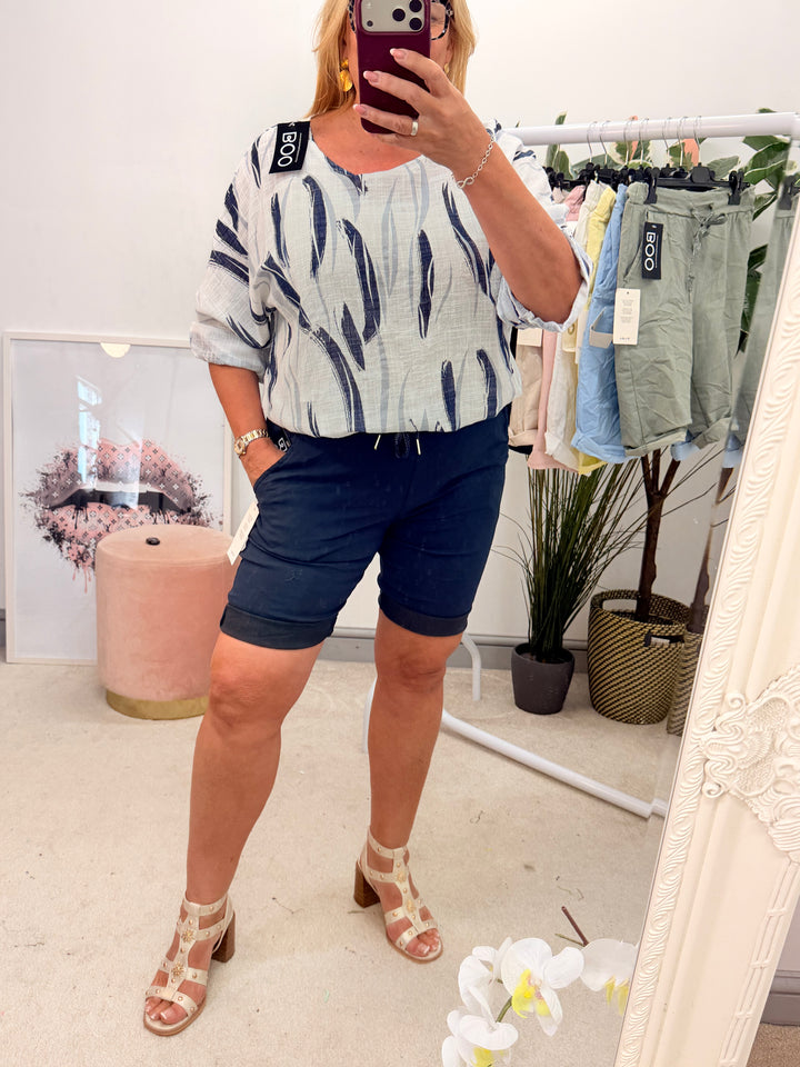 Ladies Fashion Stretch Magic Shorts navy