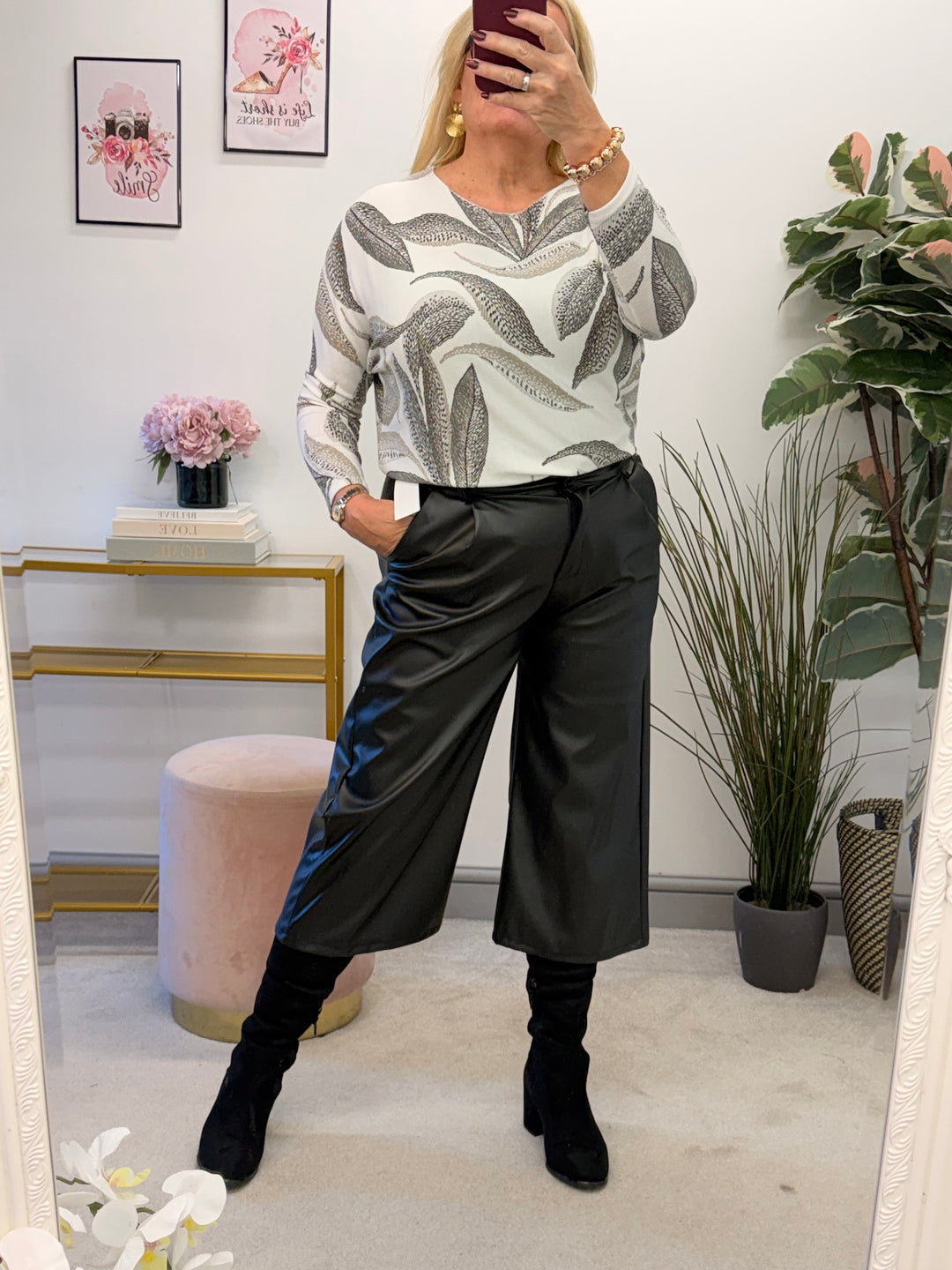 Women's white long sleeve leaf print top