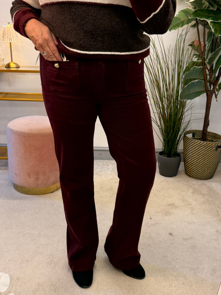 Women's fashion wine burgundy wide leg jeans - sizes 6 to 14