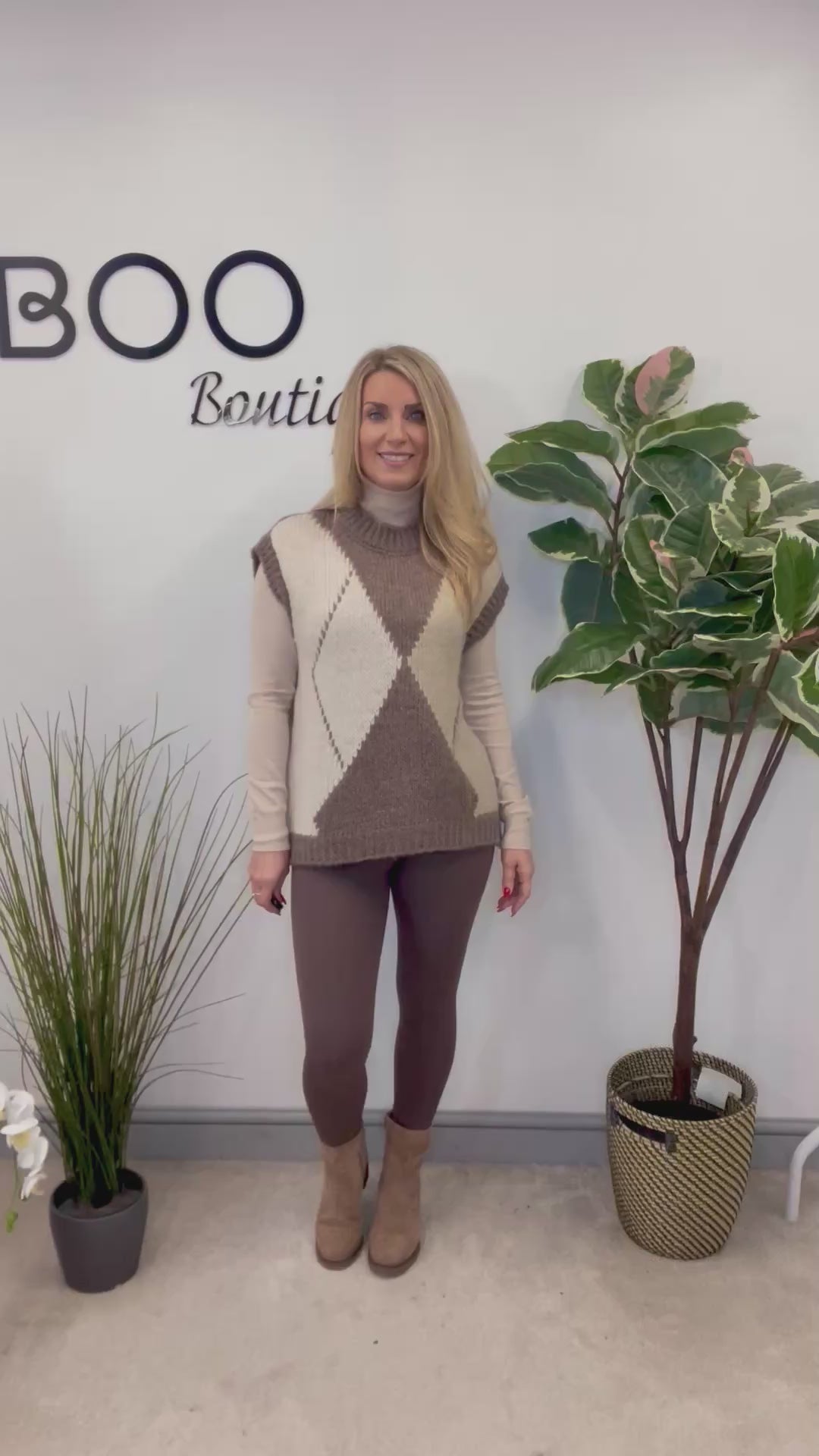 The BROOK tank top - 3 colours