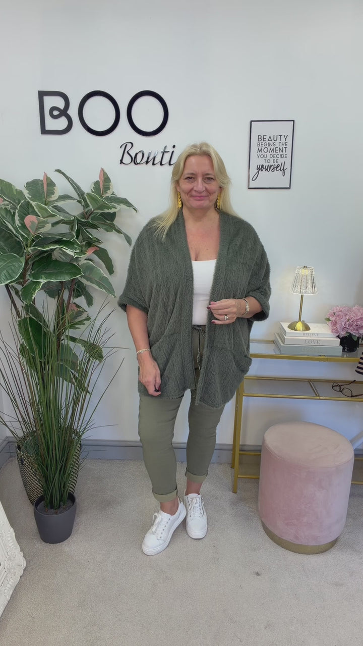 The BIANCA fluffy oversize cardigan - 4 colours