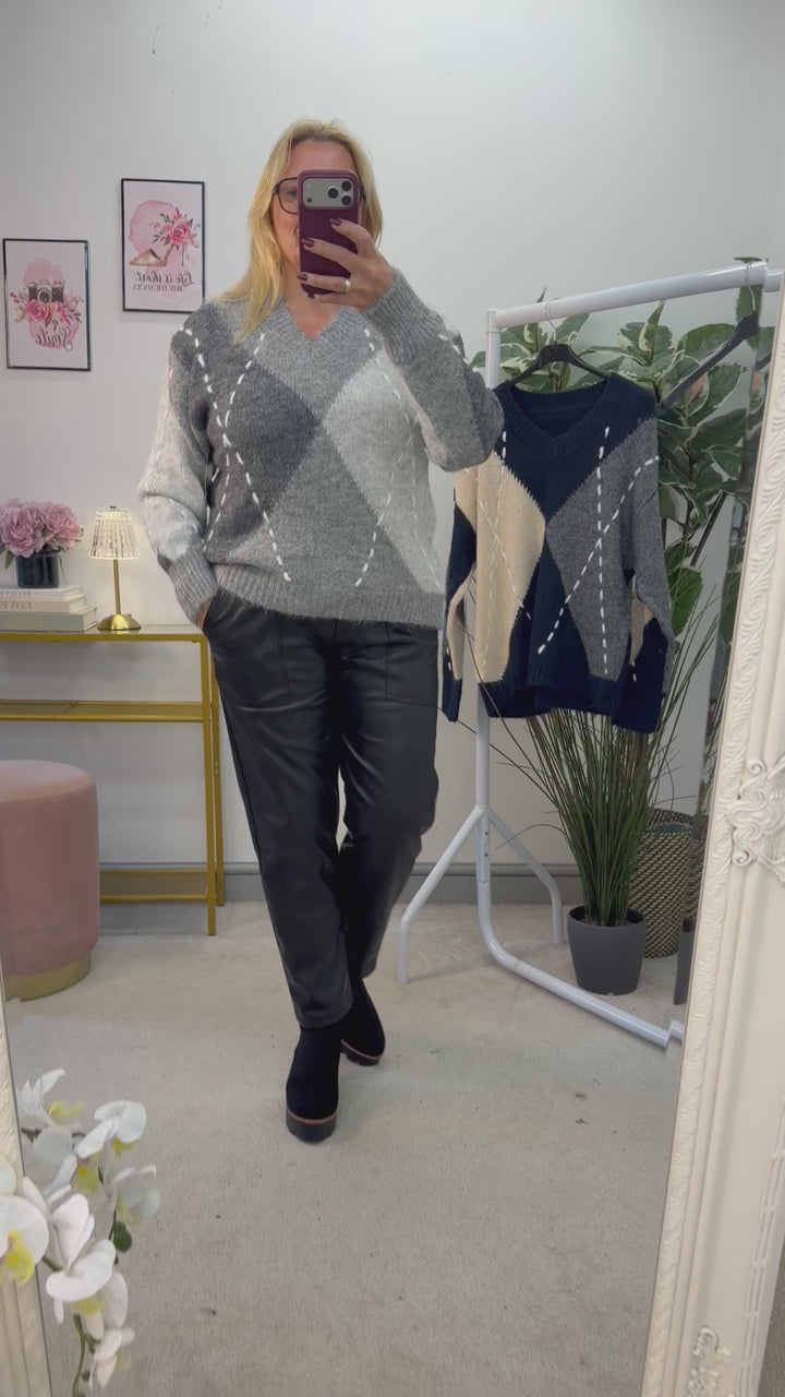 The SUZANNE diamond cricket jumper - 2 colours